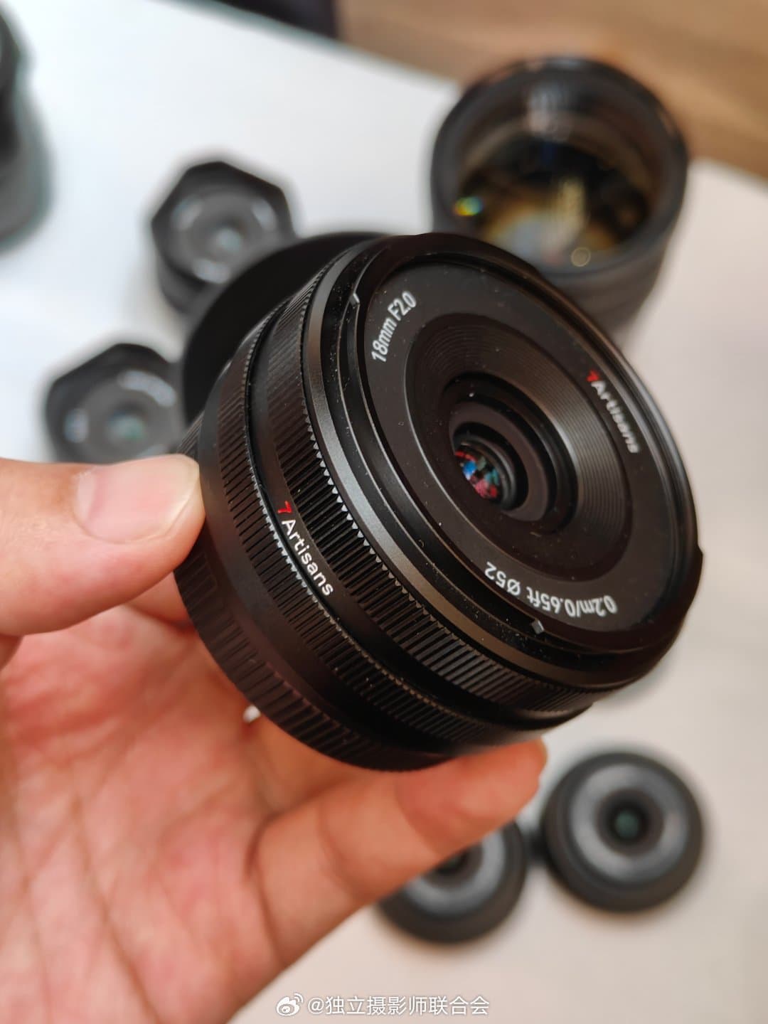 7Artisans, Aynasız Kameralar İçin 3 Yeni Geniş Açılı ve Otomatik Odaklamalı (AF) E-Mount Lens Duyurmaya Hazırlanıyor