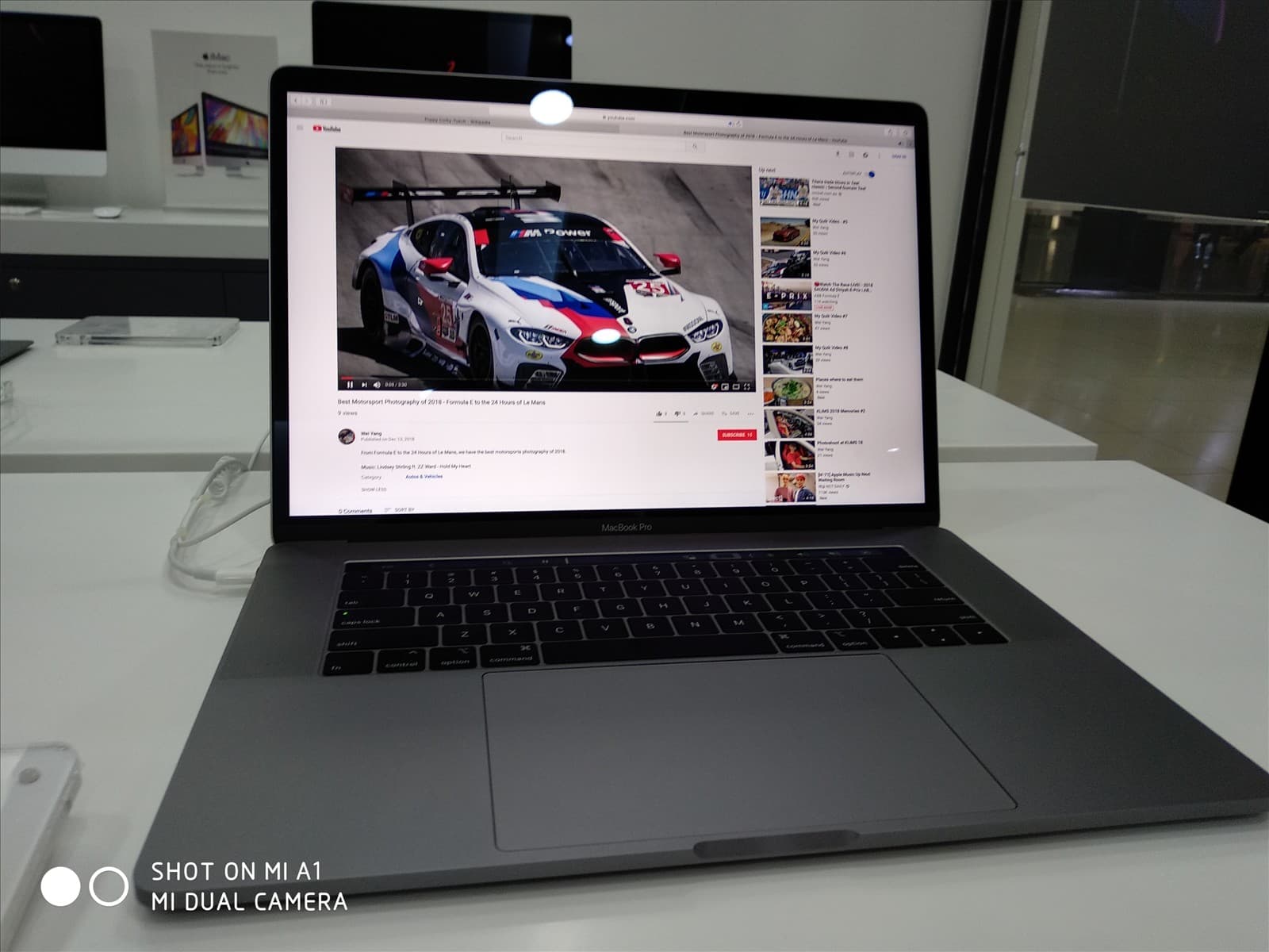 MacBook Pro’ya dokunmatik OLED: PROLED XDR ekran duyuruldu